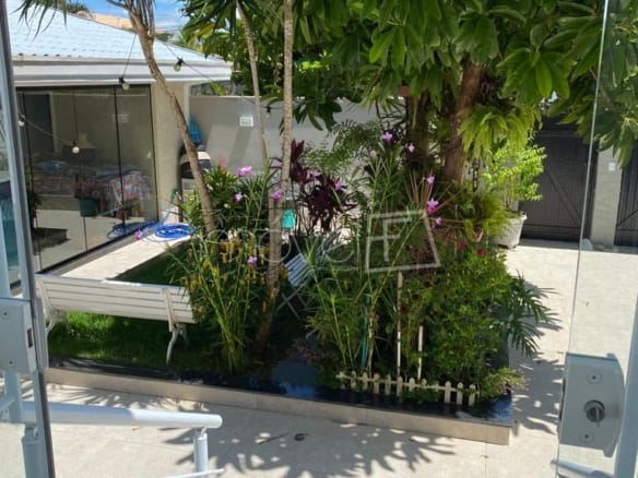 Casa para Venda com 4 quartos, em Jardim do Sol com 309m²