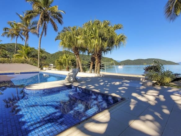 Casa no Condomínio Costa Verte Tabatinga com 7 quartos, na Praia de Tabatinga com 363m²