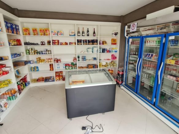 Apartamento para Venda com 2 quartos, em MARTIM DE SÁ com 57m²