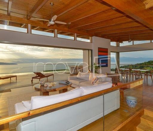Casa no Condomínio Arrozal com 05 suítes, Siriúba em Ilhabela com 636m²