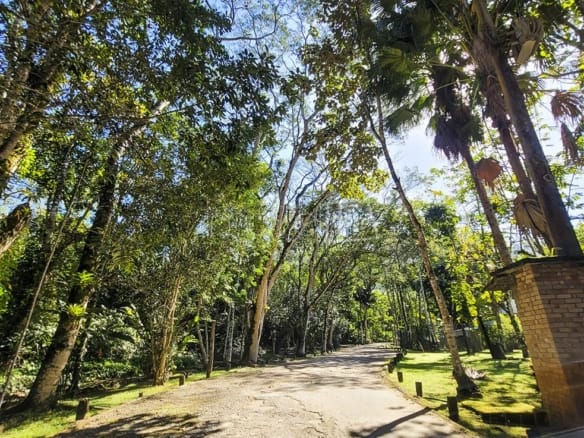 Casa de Condomínio para Venda com 4 quartos, em LAGOINHA com 205,04m²