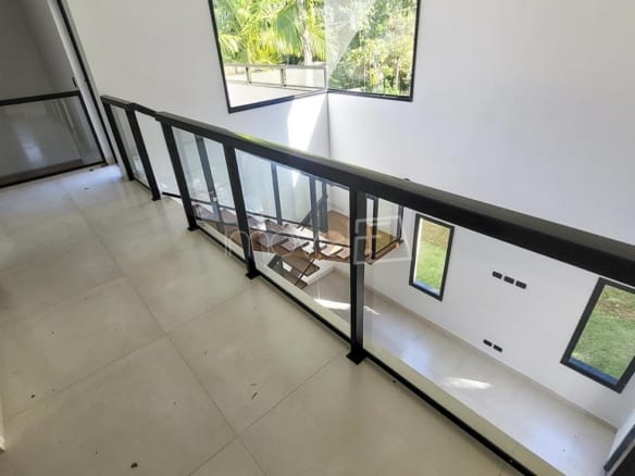 Casa de Condomínio para Venda com 4 quartos, em LAGOINHA com 205,04m²