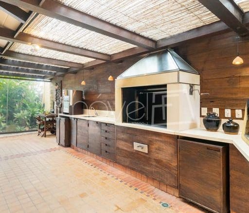 Casa de Condomínio para Venda com 6 quartos, em Camburi com 600m²
