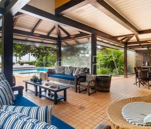 Casa de Condomínio para Venda com 6 quartos, em Camburi com 600m²
