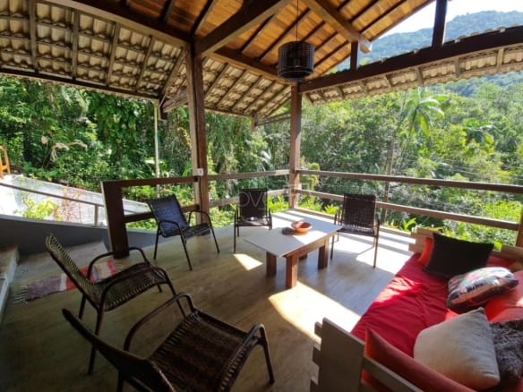 Casa de Condomínio para Venda com 4 quartos, em Praia Vermelha com 220m²