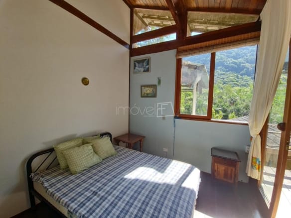 Casa de Condomínio para Venda com 4 quartos, em Praia Vermelha com 220m²