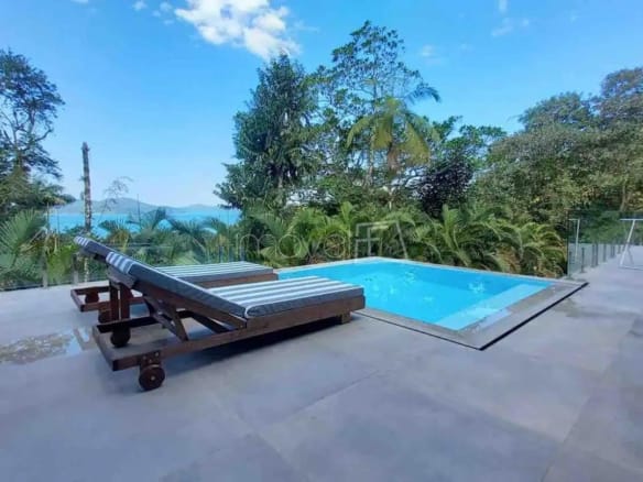 Casa para Temporada com 4 quartos, em Praia Dura com 365m²