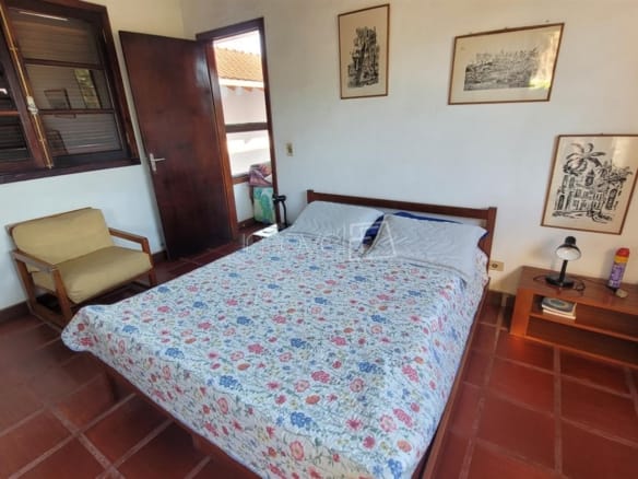 Casa à Venda em Ubatuba no Condomínio Salga Praia da lagoinha com 3 Quartos e 247m²
