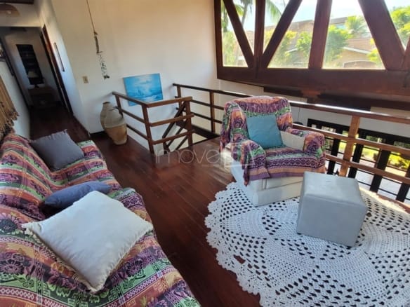 Casa à Venda em Ubatuba no Condomínio Salga Praia da lagoinha com 3 Quartos e 247m²