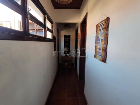 Casa à Venda em Ubatuba no Condomínio Salga Praia da lagoinha com 3 Quartos e 247m²