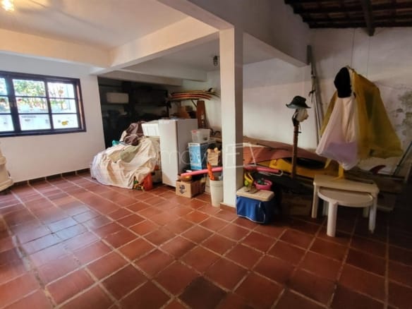 Casa à Venda em Ubatuba no Condomínio Salga Praia da lagoinha com 3 Quartos e 247m²