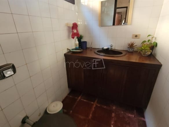 Casa à Venda em Ubatuba no Condomínio Salga Praia da lagoinha com 3 Quartos e 247m²
