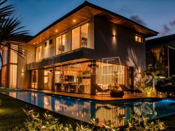 Casa de Condomínio para Venda com 5 quartos, em Mata de São João com 293m²