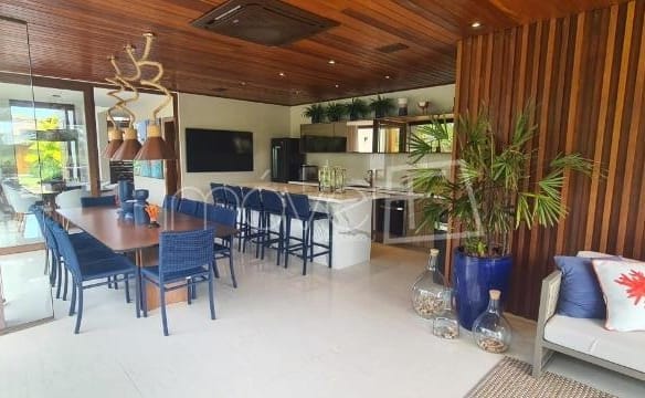 Casa de Condomínio para Venda com 5 quartos, em Mata de São João com 293m²