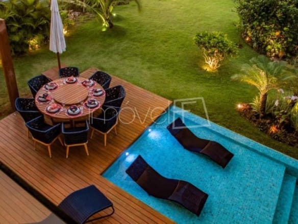 Casa de Condomínio para Venda com 5 quartos, em Mata de São João com 293m²