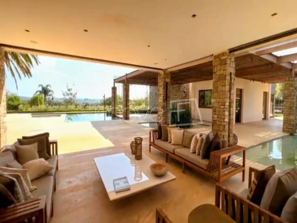 Casa de Condomínio para Venda com 6 quartos, em Fazenda Vila Real de Itu com 3600m²