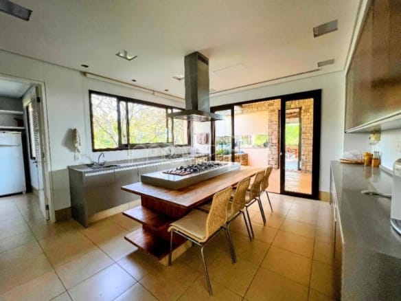 Casa de Condomínio para Venda com 6 quartos, em Fazenda Vila Real de Itu com 3600m²
