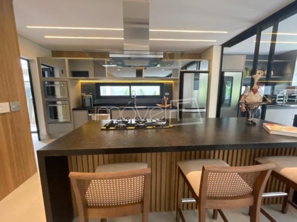 Casa de Condomínio para Venda com 5 quartos, em Riviera com 370,21m²