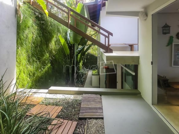 Casa de Condomínio para Venda com 5 quartos em Praia do Pulso com 365m²