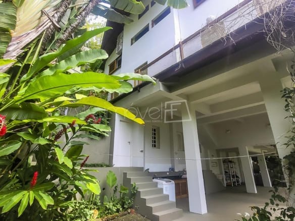 Casa de Condomínio para Venda com 5 quartos em Praia do Pulso com 365m²