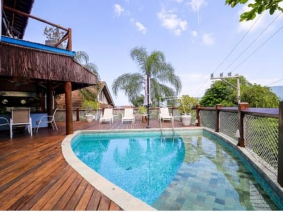 Casa de Condomínio para Venda com 6 quartos, em Ilhabela com 257,48m²