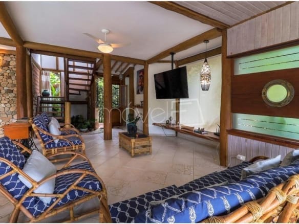 Casa de Condomínio para Venda com 6 quartos, em Ilhabela com 257,48m²