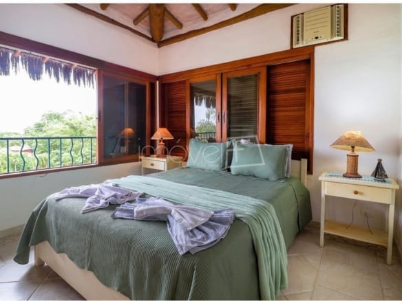 Casa de Condomínio para Venda com 6 quartos, em Ilhabela com 257,48m²