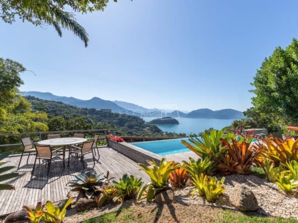 Casa para Venda com 6 quartos em Praia do Pulso com 400m²