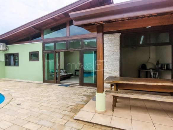 Casa de Condomínio para Temporada com 3 quartos, em MAR VERDE II com 150m²