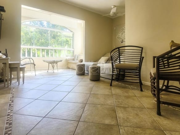 Apartamento no Condomínio Costa Verde Tabatinga, Setor Praça II com 1 quarto, na Praia de Tabatinga com 58m²