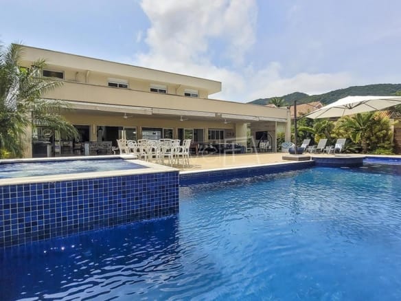 Casa no Condomínio Costa Verde Tabatinga com 6 quartos, na Praia de Tabatinga com 486m²