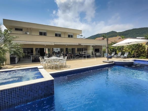 Casa no Condomínio Costa Verde Tabatinga com 6 quartos, na Praia de Tabatinga com 486m²