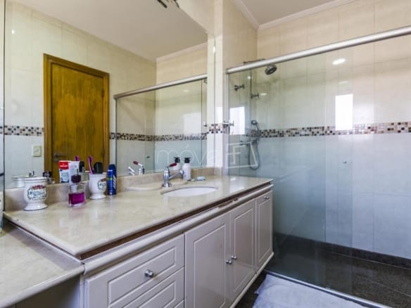 Casa de Condomínio para Venda com 4 quartos, em Tamboré com 318m²