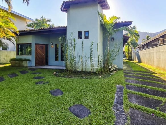 Casa no Condomínio Costa Verde Tabatinga com 6 quartos, na Praia da Tabatinga com 300m²