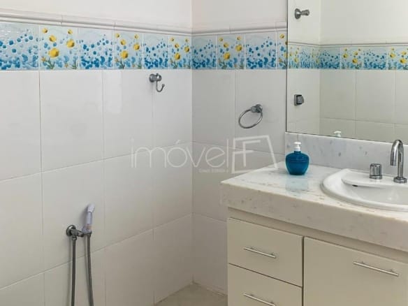 Casa no Condomínio Costa Verde Tabatinga com 5 suítes, na Praia de Tabatinga com 300m²