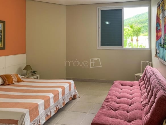 Casa no Condomínio Costa Verde Tabatinga com 5 suítes, na Praia de Tabatinga com 300m²