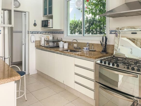 Casa no Condomínio Costa Verde Tabatinga com 5 suítes, na Praia de Tabatinga com 300m²