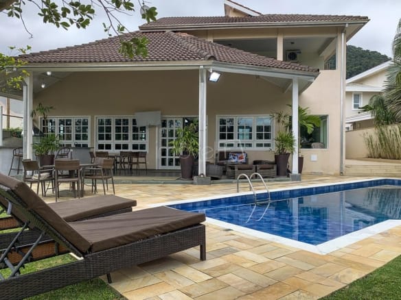 Casa no Condomínio Costa Verde Tabatinga com 6 quartos, na Praia de Tabatinga com 300m²