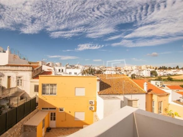 Apartamento para Venda com 3 quartos, em Algarve com 129m²