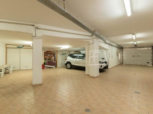 Apartamento para Venda com 3 quartos, em Algarve com 129m²