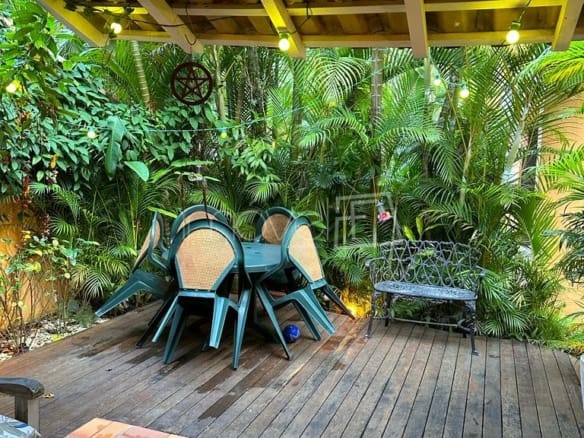 Casa de Condomínio para Venda com 3 quartos, em Camburi com 107m²