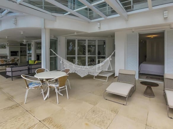 Casa no Condomínio Costa Verde Tabatinga com 5 suítes na Praia de Tabatinga com 361m²