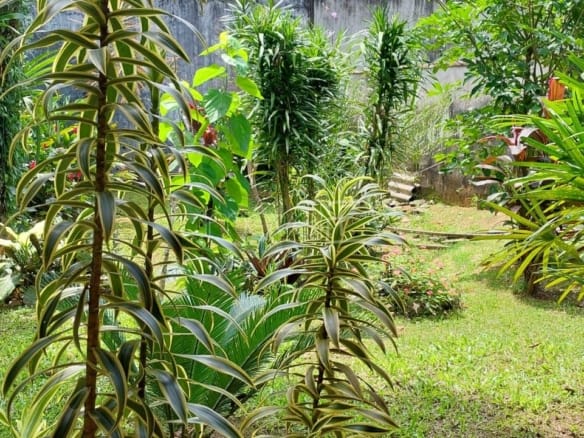 Casa de Condomínio para Venda com 3 quartos, em MAR VERDE II com 132m²