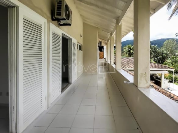 Casa no Condomínio Costa Verde Tabatinga com 6 quartos, na Praia de Tabatinga com 520m²