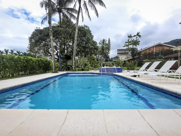 Casa no Condomínio Costa Verde Tabatinga com 6 quartos, na Praia de Tabatinga com 520m²