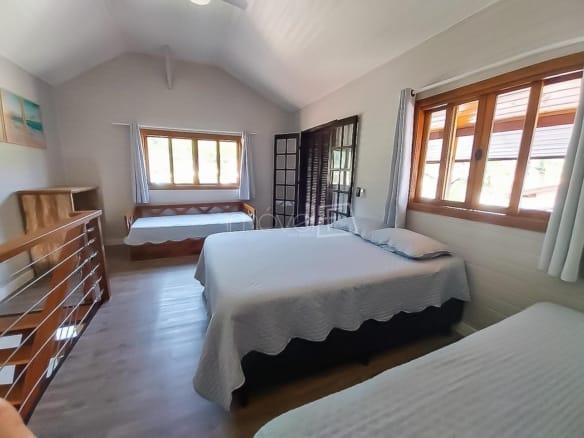Casa de Condomínio para Venda com 4 quartos, em Praia da Mococa com 250m²
