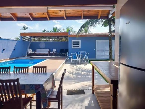 Casa de Condomínio para Venda com 4 quartos, em Praia da Mococa com 250m²
