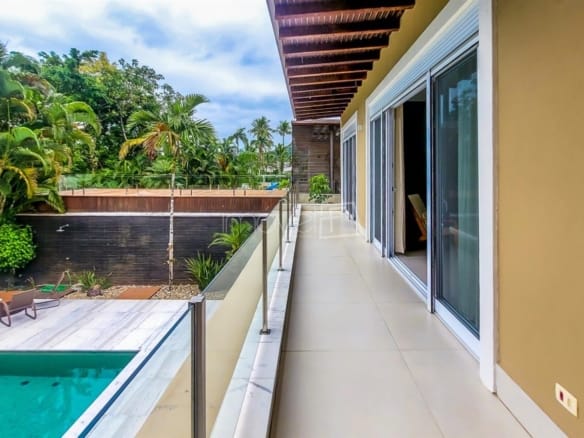Casa no Condomínio Costa Verde Tabatinga com 8 suítes na Praia de Tabatinga com 670m²