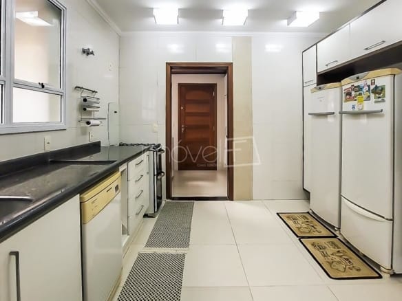 Casa para Temporada em Ubatuba no Condomínio Recanto da Lagoinha com 4 quartos e 300m²