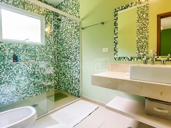 Casa para Temporada em Ubatuba no Condomínio Recanto da Lagoinha com 4 quartos e 300m²